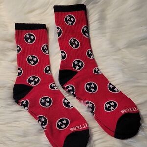 3 Star Tennessee,Red Patterned Crew Socks 2 Pairs NEW